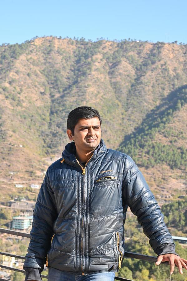 The Eminence Resort & Gym Solan Buitenkant foto