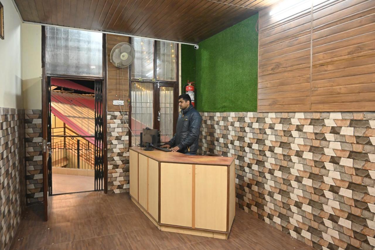 The Eminence Resort & Gym Solan Buitenkant foto