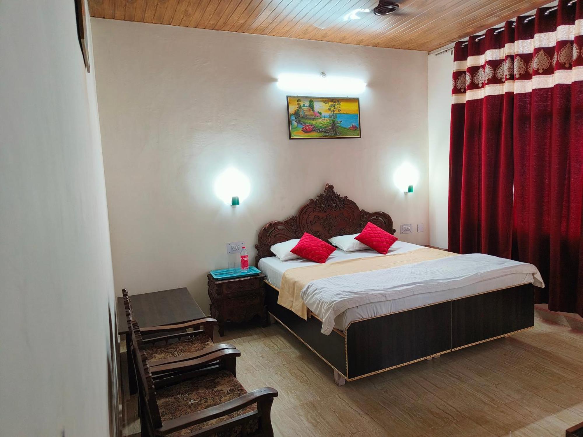 The Eminence Resort & Gym Solan Buitenkant foto